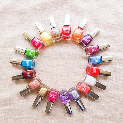 Lakme True Wear Color Crush Nail Color, 9 ml Shade 43 