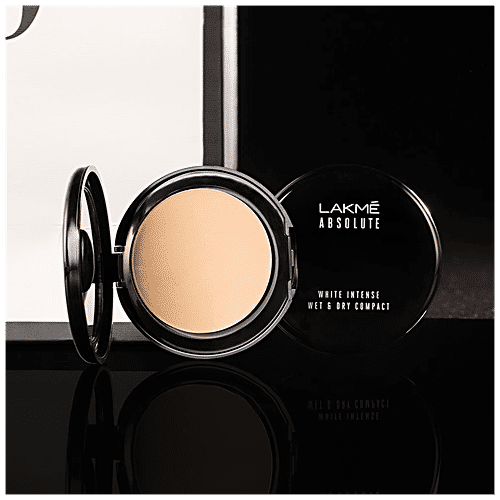 Lakme Absolute White Intense Wet & Dry Compact, 9 g Almond Honey 06 