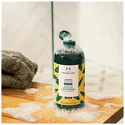 The Body Shop Banana Truly Nourishing Shampoo, 400 ml  