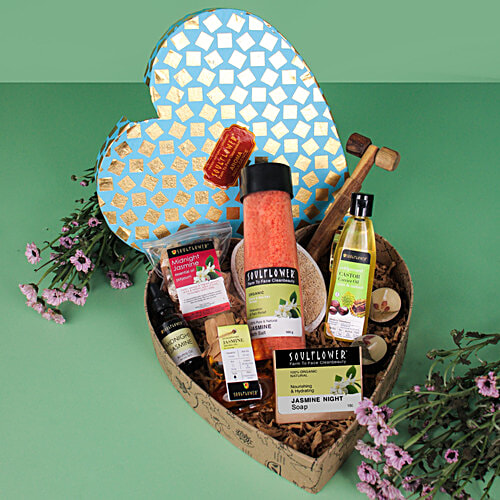 Soulflower Organic Heart Jasmine Bath & Body Gift Set For Men & Women, 10 pcs  