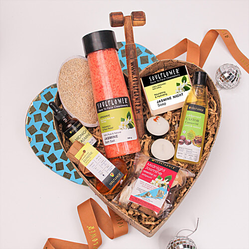 Soulflower Organic Heart Jasmine Bath & Body Gift Set For Men & Women, 10 pcs  