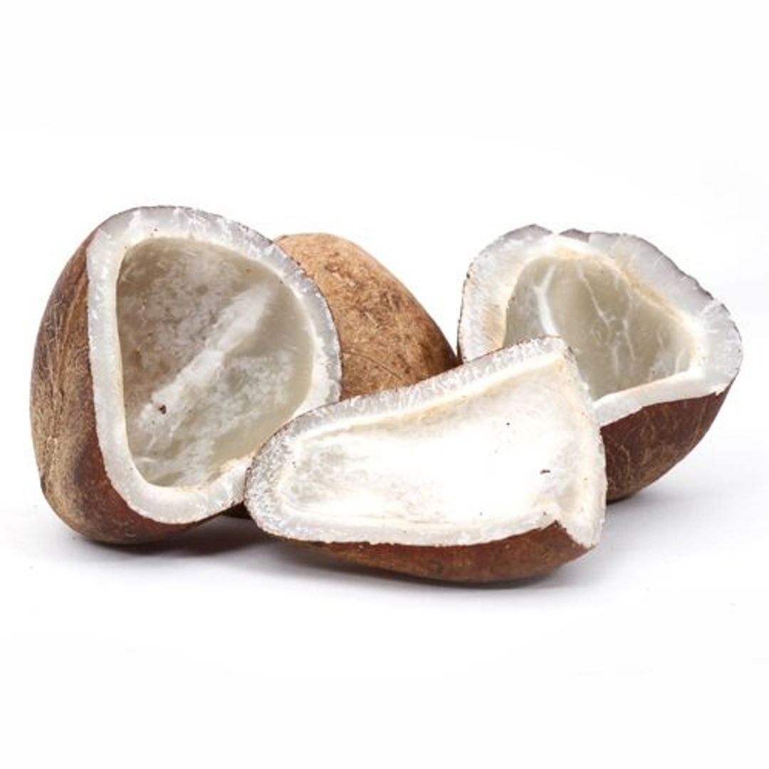 Fresho Dry Copra/Coconut, 1 pc Approx. 100-125 gm