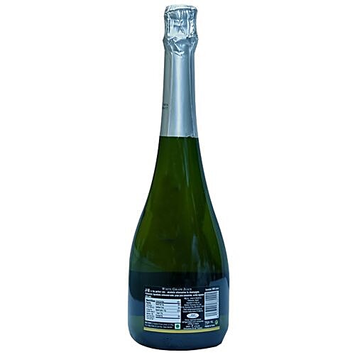 J & W J & W Sparkling White Grape Juice, 750 ml Glass Bottle No Total Fat, Juice