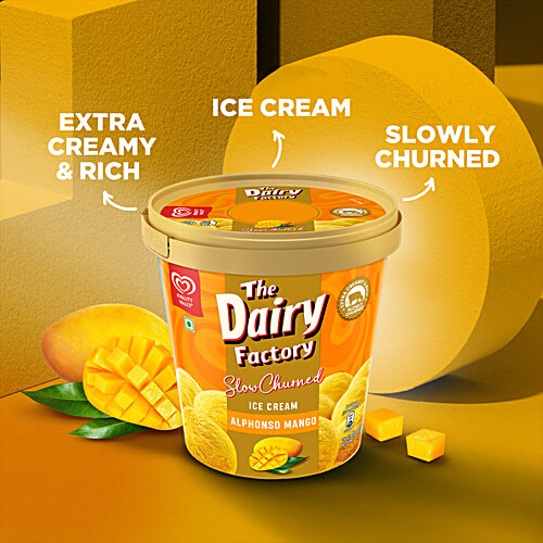 Kwality Wall's The Dairy Factory Alphonso Mango Ice Cream, 700 ml Tub 