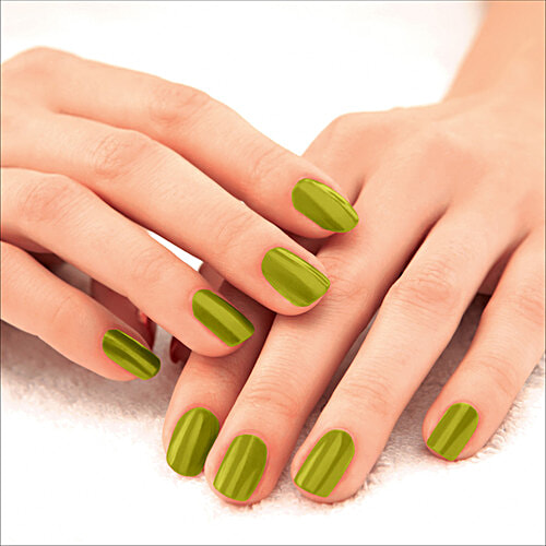 Lakme 9 to 5 Primer + Gloss Nail Color, 6 ml Lime Treat 