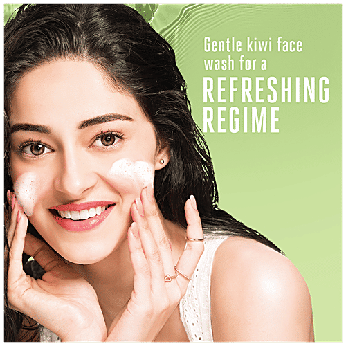 Buy Lakme Blush & Glow Face Wash With Vitamin C, Makes Skin Even Toned, Kiwi Crush Online at
