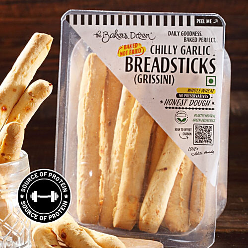 The Baker's Dozen Chilly Garlic Breadsticks, 100 g Whole Wheat, No Preservatives, Zero Maida