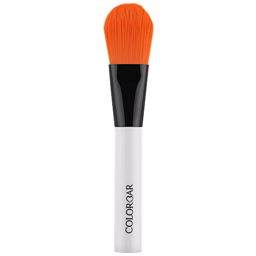 Buy ColorBar Picture Perfect Foundation Brush Online at Best Price of Rs 332.5 bigbasket