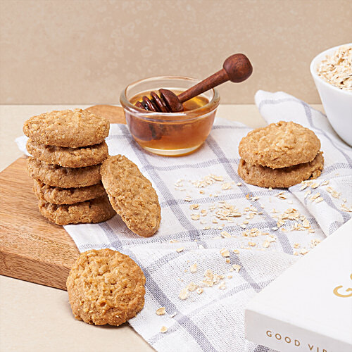 Tasties Honey & Oats Cookies, 75 g  Honey Dolloped Crispy Oats