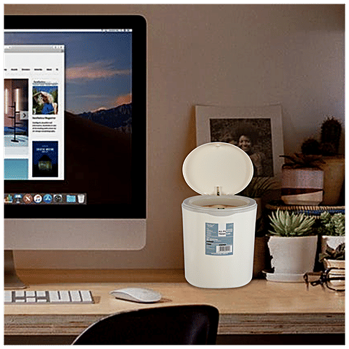 Qiaofeng Plastic Desk Dustbin - Assorted Colour, BB616, 2 L  