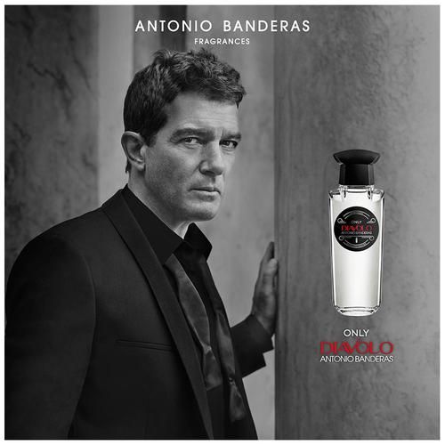 Antonio Banderas with Salsa Deluxe in Grey