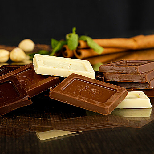 Lindberg Chocolate Thins - Assorted, 80 g (18 pcs x 5 g each) 