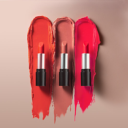 Lakme Absolute Matte Revolution Lip Color -  304, Brazen Caramel, 3.5 g  