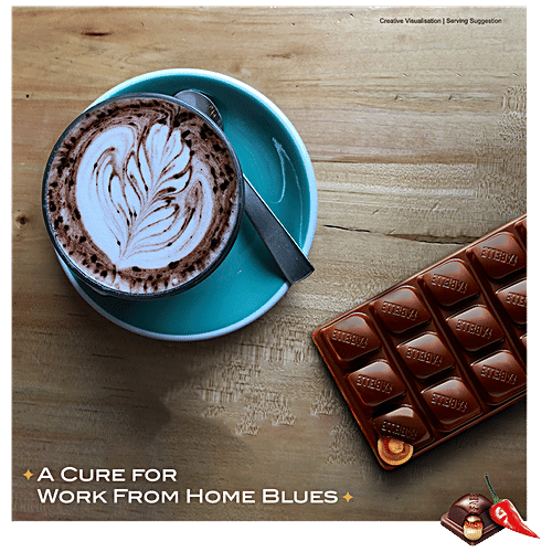 Fabelle Exquisite Fire Centre Filled Chocolate Bar - White Mousse & Chilli, 131 g  