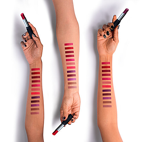 Lakme Absolute 3D Matte Lipstick - Frosty Pink, 3.6 g  