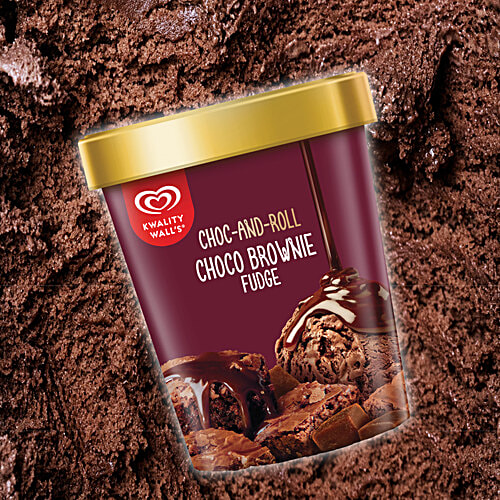 Kwality Wall's Choc-And-Roll Choco Brownie Fudge Frozen Dessert, 700 ml