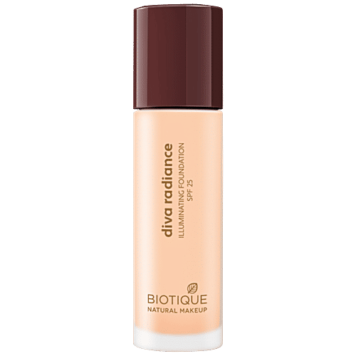 Biotique Natural Makeup Diva Radiance Illuminating Foundation - Creamy Oatmeal, 30 ml  