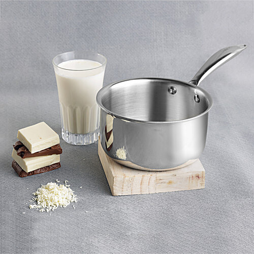 Vinod Vinod Aluminium Saucepan - 3 Layer Coating, Induction Base, Dishwasher Safe, 16 cm, With Lid, Stainless Steel Handle, Platinum, 1.6 L Food Grade