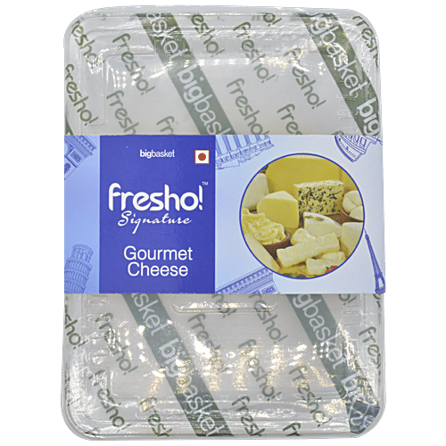 Fresho Signature Smoked Cheese - Black Pepper, Diced, 100 g Box 