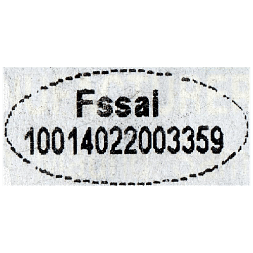 Pringles Cheddar Sour Cream - Imported, 158 g Can 