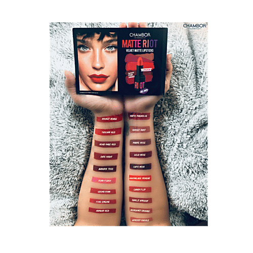 CHAMBOR Matte Riot, 4.5 g # 201- Rocket Rouge 