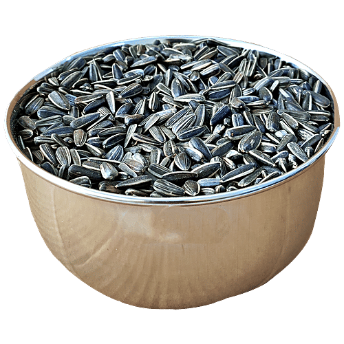 The Birds Company Bird Food - Premium Striped Sunflower Seed Select With Spirulina & Cuttlefish Bone, 900 g  