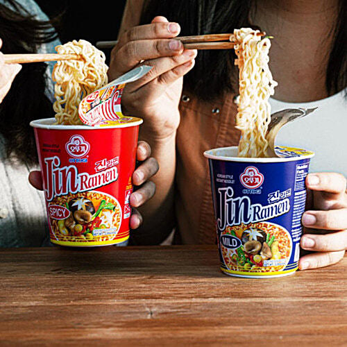 Ottogi Jin Ramen Cup Noodles - Spicy, 65 g  