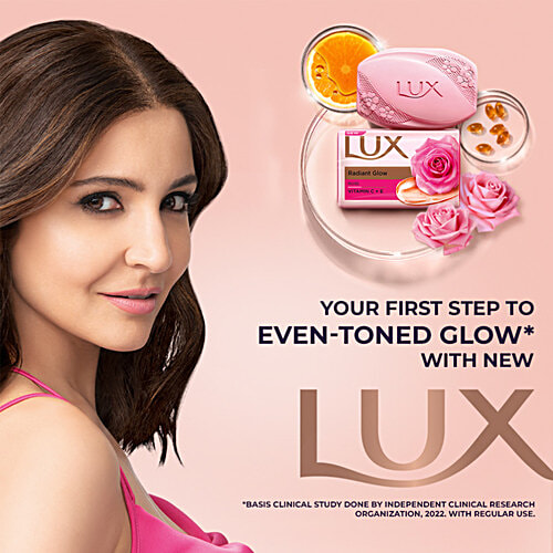 Lux Radiant Glow Rose Bathing Soap, 150 g (Pack of 8) Infused With Vitamin C & E For Superior Glow