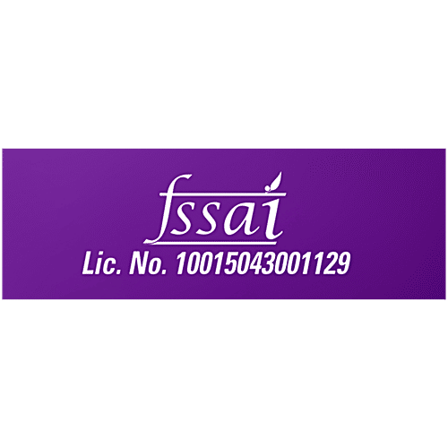 Britannia Treat Rich Creme Strawberry Flavoured Wafers, 55 g