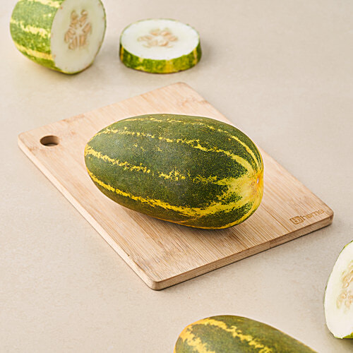 fresho! Mangalore Cucumber, 1 pc (approx. 1-1.5 kg) 