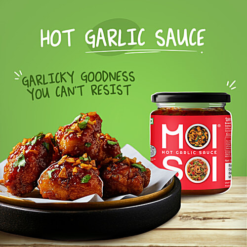 Moi Soi Hot Garlic Sauce - Used As Spread, Marinade, Dip & For Making Chinese, Asian, Thai & Stir Fry Dishes, Vegan, 175 g