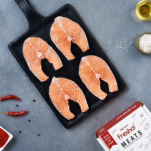 fresho! Atlantic Salmon Fish - Steaks, Fresh, Clean & Succulent Chunks, 450 g  