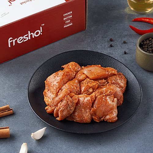 fresho! Chettinad Chicken Cubes, Marinated, 200 g (12-14 pcs)