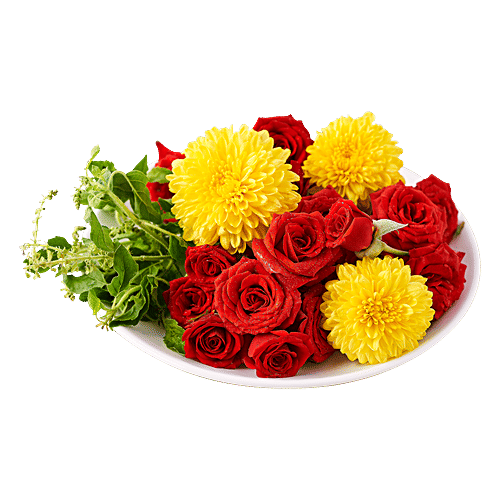 fresho! Assorted Puja Flowers & Greens Mix, 100 g  To Decorate, For Festivals & Puja
