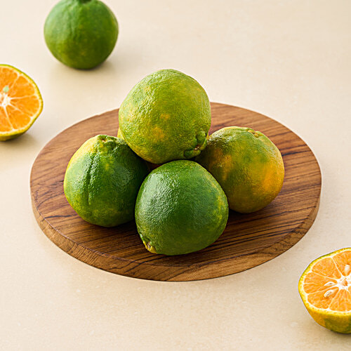 fresho! Nagpur Orange - Premium, 1 kg (approx. 4-5 pcs) 