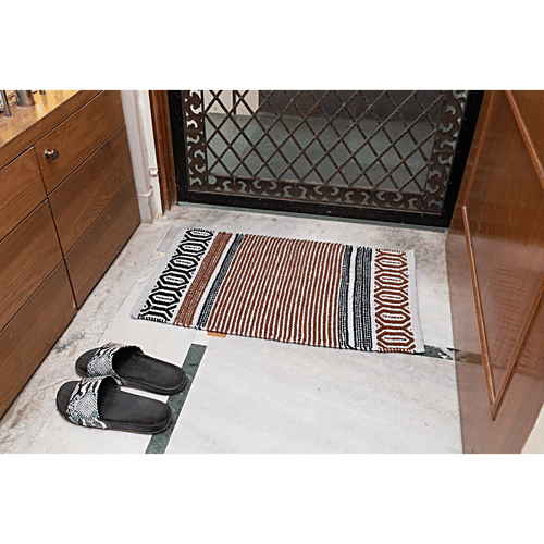 Buy Veriza Balcony/Kitchen Mat Durable, Easy To Wash, Brown Online at