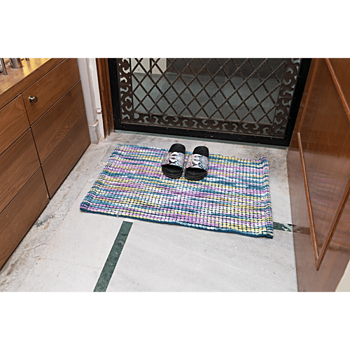 Veriza Rug/ Flooring Mat - Micro Chenille, Soft Texture, Durable, Multi Coloured, 1 pc  