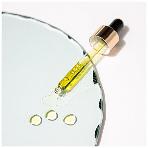 Varaasa Safranyam Saffron Light Facial Halo - Glow Boosting & Brightening Face Oil, 30 ml