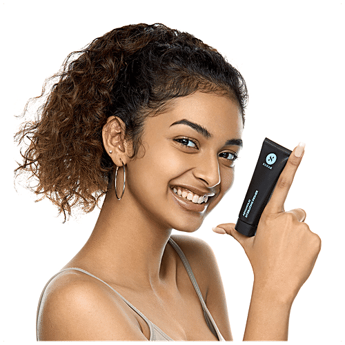 Sugar Cosmetics Aquaholic Hydrating Primer - Lightweight, Non-comedogenic, Reduces Wrinkles & Fine Lines, 50 g