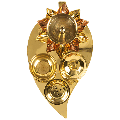 Klassic Model: KL-Thali6M - Pooja Thali, Medium, Leaf-Shape, Brass, For Various Rituals, 1 pc