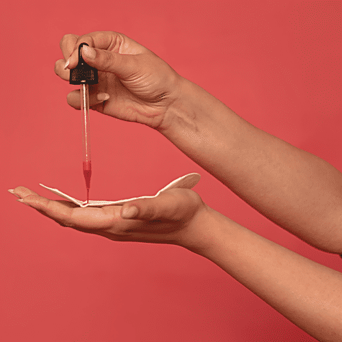 The Woman's Company Panty Liners - Regular, Ultra Thin, Super Soft, Organic Cotton, Biodegradable, 30 pcs  