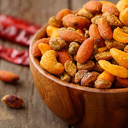 Fabbox Mixed Roasted Dry Fruits - Chilli, Almonds, Pistachios, Cashews, Raisins, Healthy Snack, 140 g  