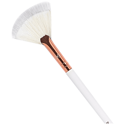 Boujee Beauty Duo-Fibre Fan Brush - Helps To Apply & Blend Makeup, B105135, 135 g  