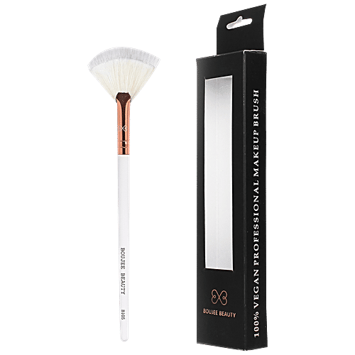Boujee Beauty Duo-Fibre Fan Brush - Helps To Apply & Blend Makeup, B105135, 135 g  