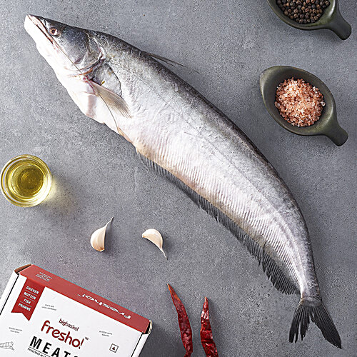 fresho! Kolkata/Bengali Boyal Fish - Whole, Uncleaned, 450 g  