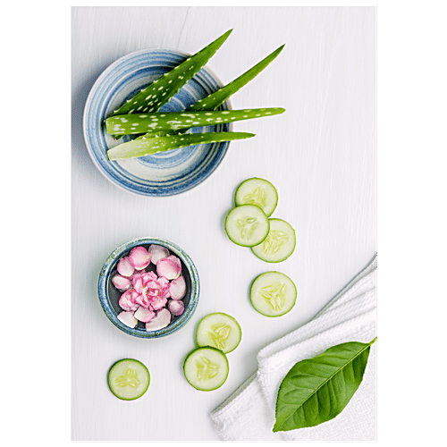 Mylo Care Rose Skin Mist Toner - For Glowing Skin With The Goodness Of Witch Hazel, Cucumber & Aloe Vera Extracts, Free From Sls & Parabens, 200 ml  