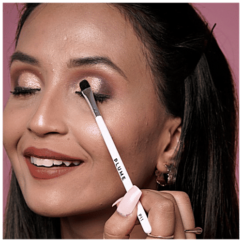 Plume Flat Synthetic Cut Crease Eye Brush - For Flawless Makeup Application, 1 pc P-11 