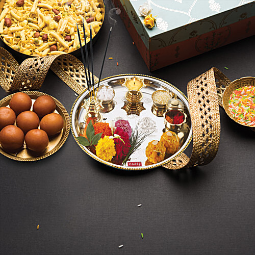 Hazel Stainless Steel Puja Aarti Thali Set 28 cm With Diya, Incense Holder, 2 Haldi-Kumkum Vati, Silver Gold Border, 1 pc Pooja Aarti Thali Set