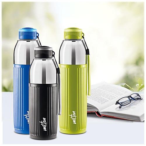 Milton Kool Glossy 900 Plastic Water Bottle - Green, 680 ml  