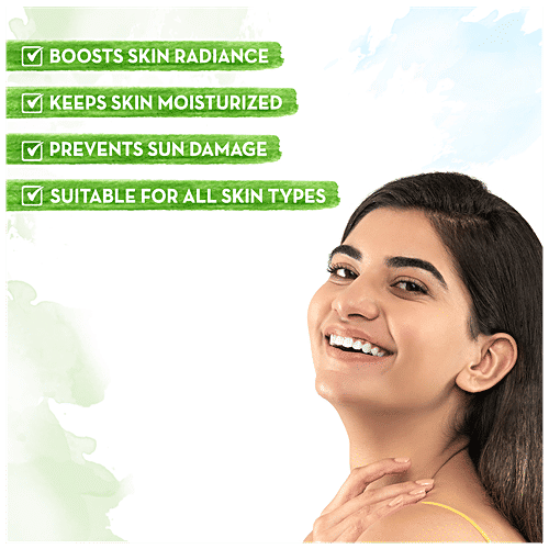 Mamaearth Skin Illuminate Face Cream - With Vitamin C & Turmeric, With SPF, For Radiant Skin, 80 g  